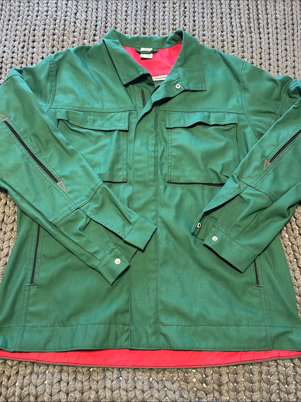 bp Men's Green Field Jacket with Red Lining